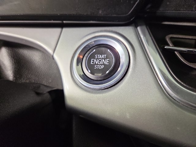 Used 2025 Chevrolet Trax LT FWD image 25