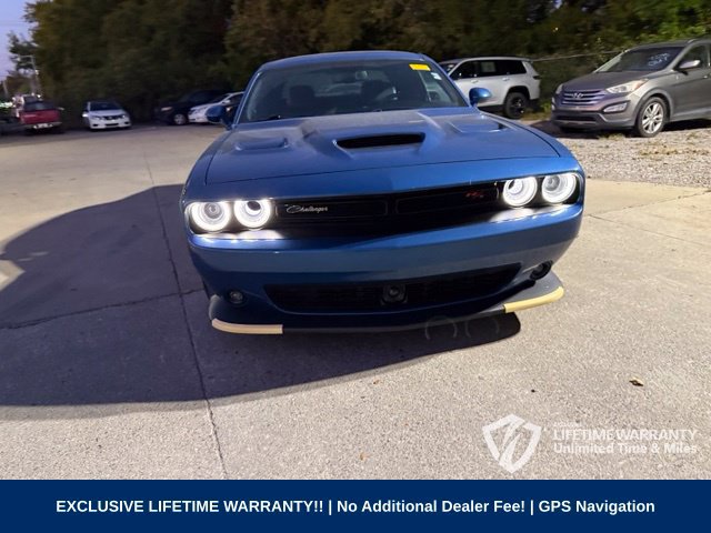 Used 2023 Dodge Challenger R/T Scat Pack w/ Plus Package RWD image 2