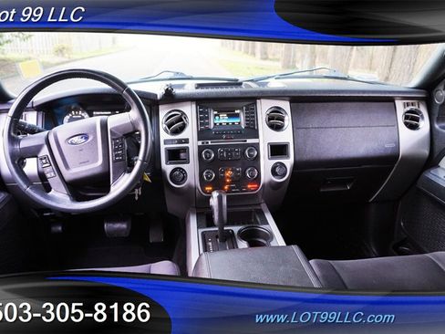 Used 2017 Ford Expedition XLT AWD/4WD image 2
