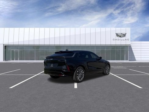 Certified 2024 Cadillac Lyriq Sport AWD/4WD image 3