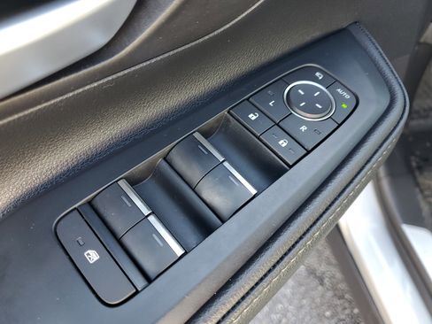 Used 2024 Toyota Grand Highlander Limited image 22