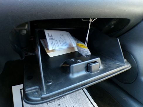 Used 2011 Chevrolet Impala LT image 26