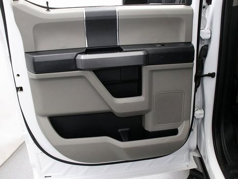 Used 2019 Ford F250 XLT w/ XLT Value Package image 27