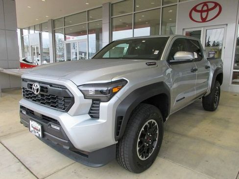 New 2025 Toyota Tacoma TRD Off-Road image 6