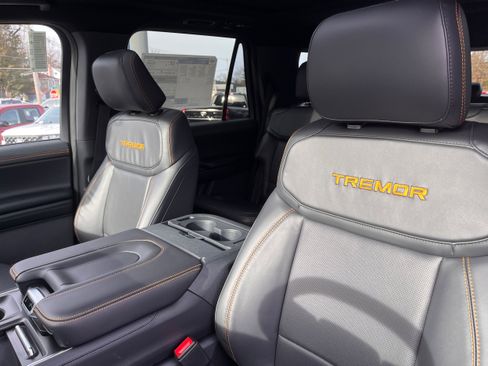 New 2025 Ford Expedition Tremor image 10