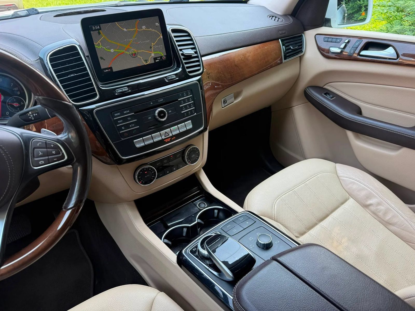 Used 2017 Mercedes-Benz GLS 450 4MATIC image 11