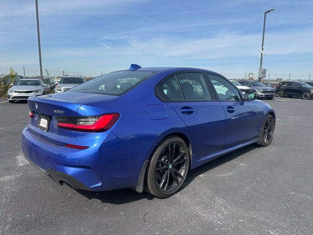Used 2020 BMW 330i xDrive Sedan w/ M Sport Package AWD/4WD image 6