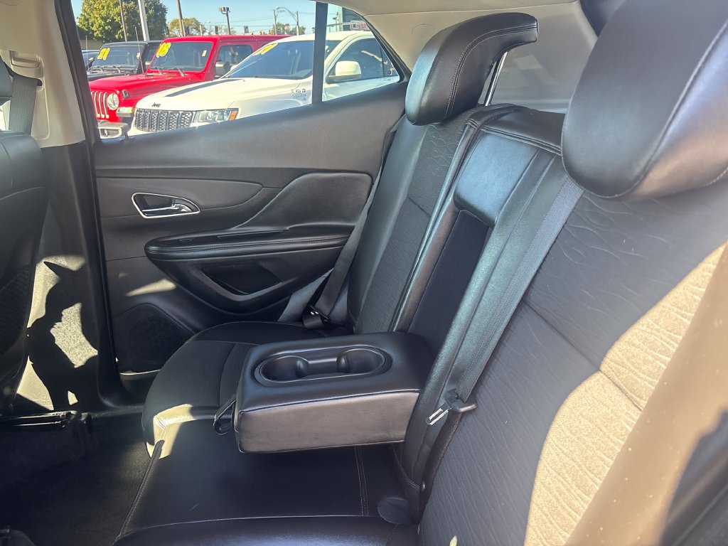 Used 2015 Buick Encore AWD image 29