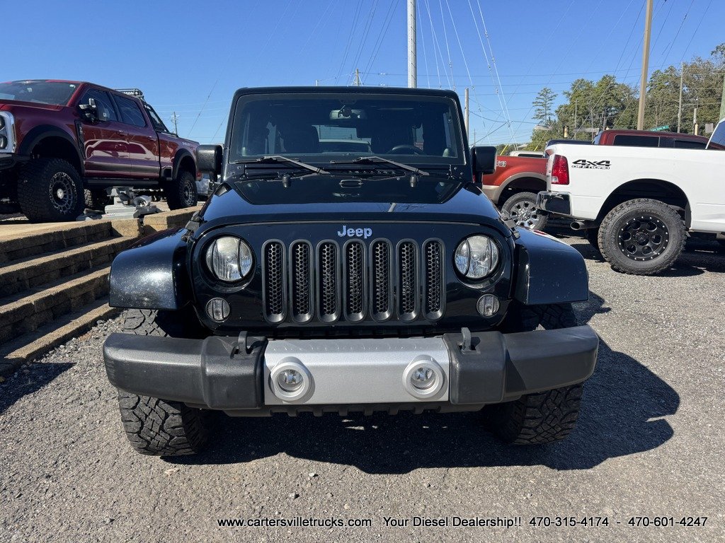 Used 2014 Jeep Wrangler Unlimited Sahara w/ Connectivity Group AWD/4WD image 4