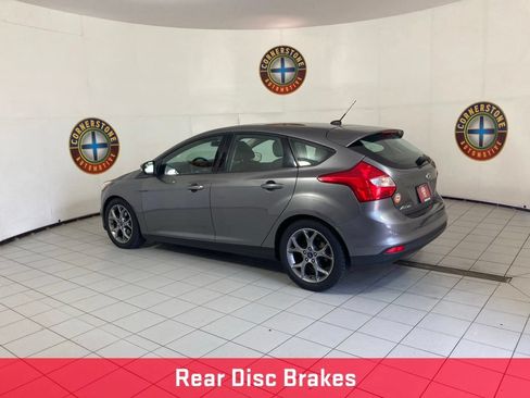 Used 2014 Ford Focus SE w/ Equipment Group 201A FWD image 11