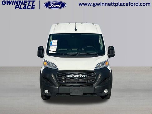 Used 2025 RAM ProMaster 2500 w/ Convenience Group FWD image 2