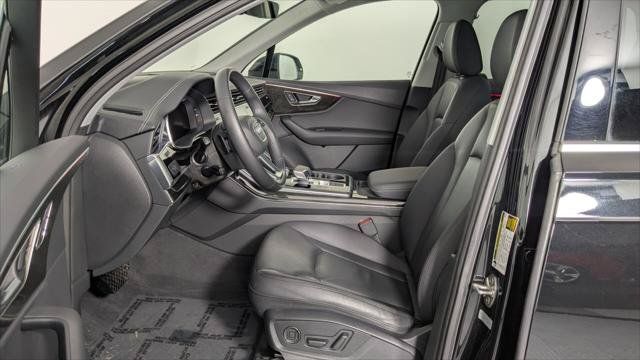 Used 2023 Audi Q7 3.0T Premium AWD/4WD image 13