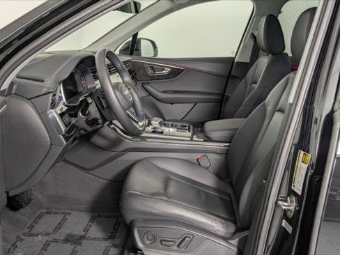 Used 2023 Audi Q7 3.0T Premium AWD/4WD image 13