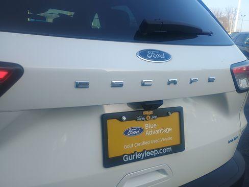 Used 2021 Ford Escape SEL w/ Technology Package image 9