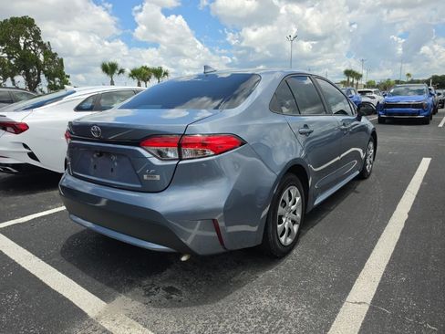 Used 2021 Toyota Corolla LE FWD image 15