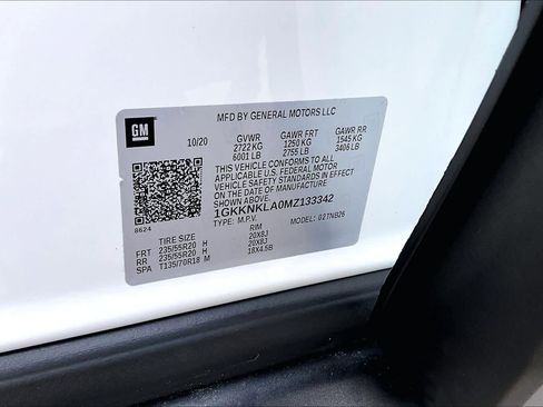 Used 2021 GMC Acadia SLE w/ Driver Convenience Package image 36