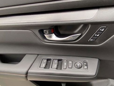 Used 2025 Honda CR-V Sport-L image 14