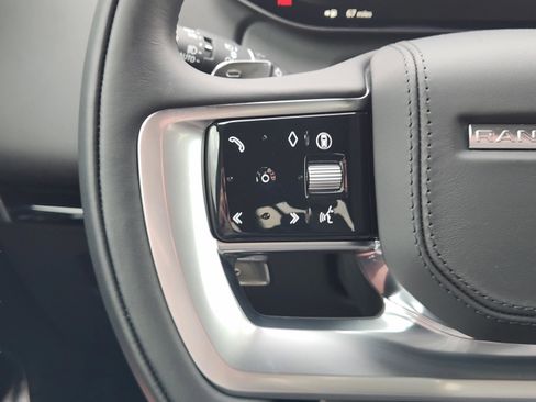 New 2026 Land Rover Range Rover SE image 22