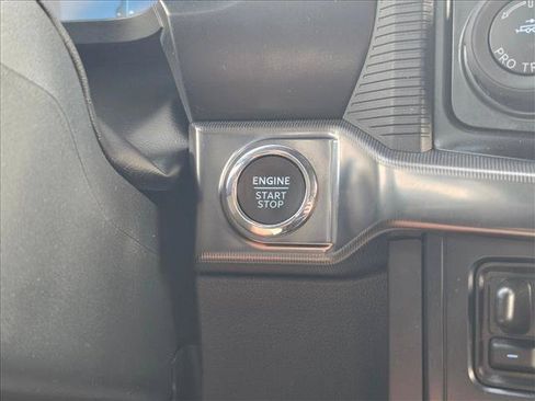Used 2025 Ford F150 Raptor AWD/4WD image 30