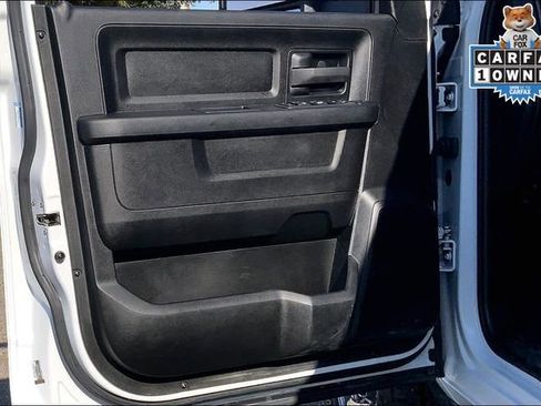 Used 2024 RAM 2500 Tradesman w/ Chrome Appearance Group image 22