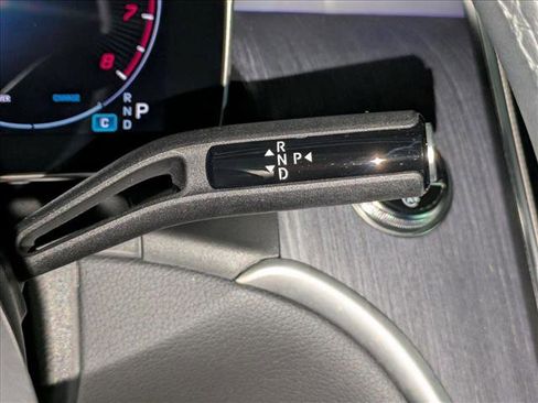 Certified 2025 Mercedes-Benz GLC 300 image 15