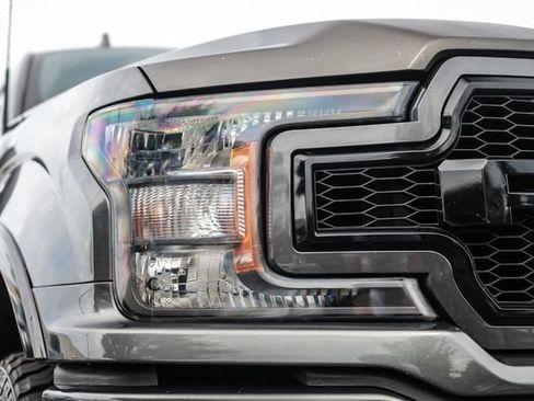 Used 2018 Ford F150 XLT w/ Equipment Group 302A Luxury AWD/4WD image 8