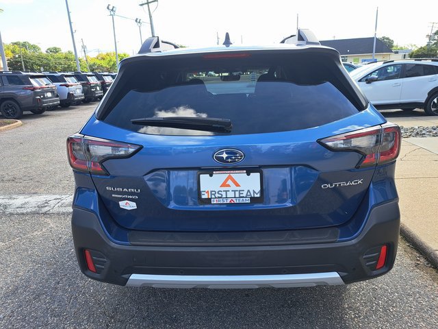 Used 2022 Subaru Outback Limited AWD/4WD image 5