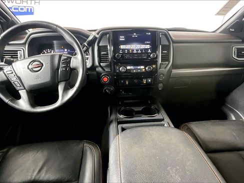 Used 2021 Nissan Titan PRO-4X w/ Pro-4x Convenience Package image 11