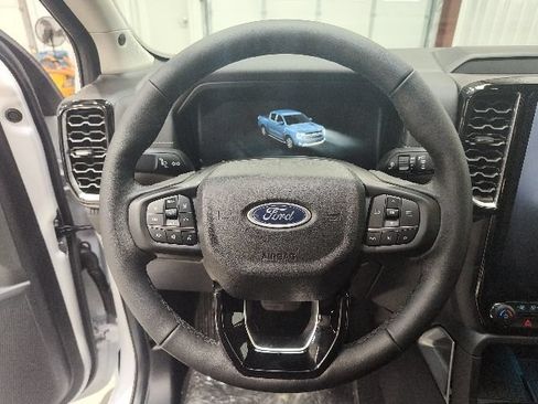 New 2025 Ford Ranger Lariat w/ Advanced Towing Package AWD/4WD image 19