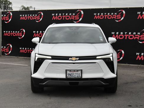 Used 2024 Chevrolet Blazer EV LT AWD/4WD image 2