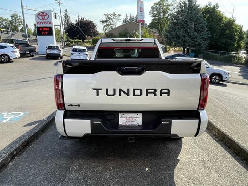 Used 2025 Toyota Tundra Platinum w/ TRD Off-Road Package AWD/4WD image 5