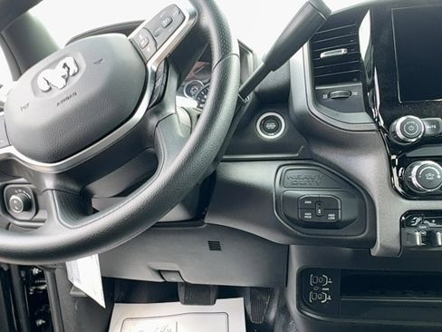 New 2026 RAM 3500 Tradesman w/ Chrome Appearance Group image 18