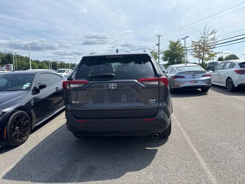 Used 2025 Toyota RAV4 XLE AWD/4WD image 7