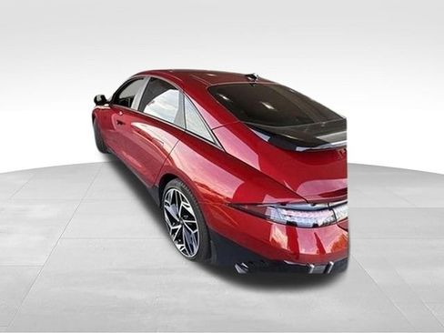 Used 2025 Hyundai Ioniq 6 SEL RWD image 4