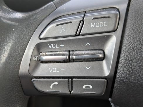 Used 2022 Hyundai Ioniq Blue FWD image 9