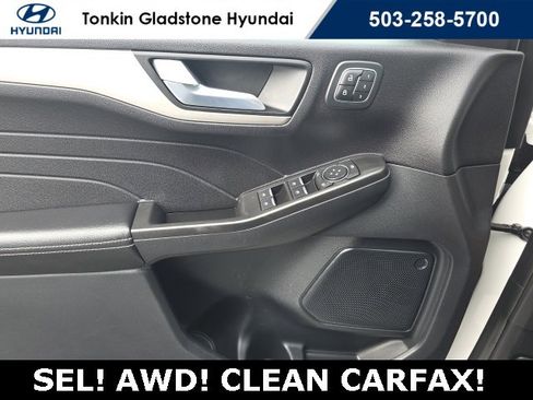 Used 2021 Ford Escape SEL w/ Technology Package image 10