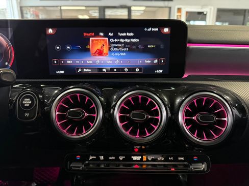 Used 2022 Mercedes-Benz CLA 250 4MATIC w/ Premium Package Lite image 25