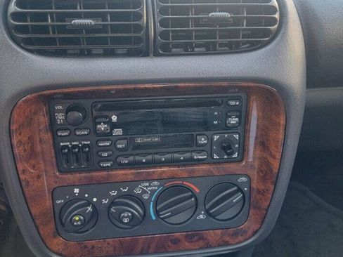 Used 2000 Chrysler Sebring JXI image 9