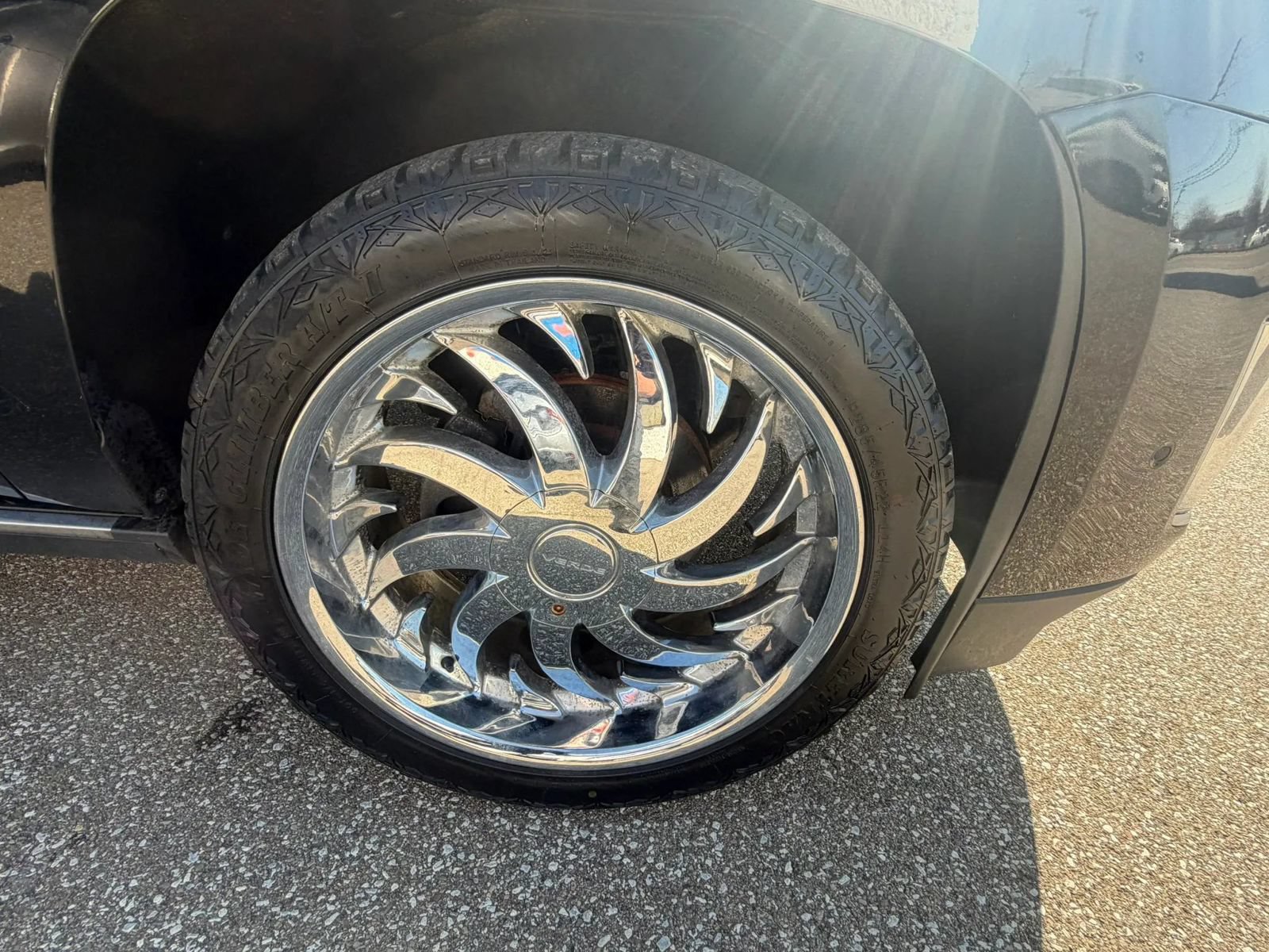 Used 2017 Cadillac Escalade Platinum AWD/4WD image 34