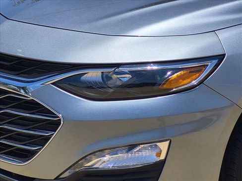 Used 2024 Chevrolet Malibu LT FWD image 7