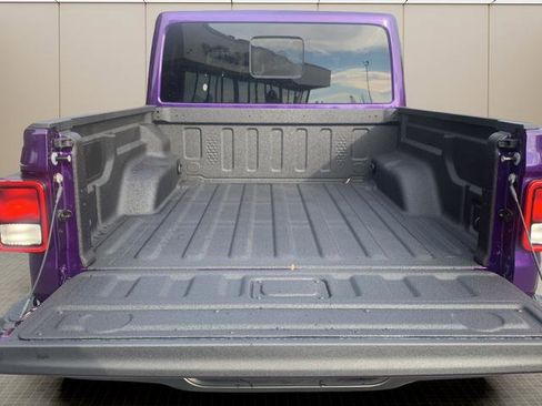 New 2026 Jeep Gladiator Sport image 14