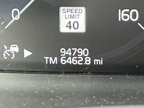 Used 2021 Volvo XC90 T5 Momentum AWD/4WD image 8