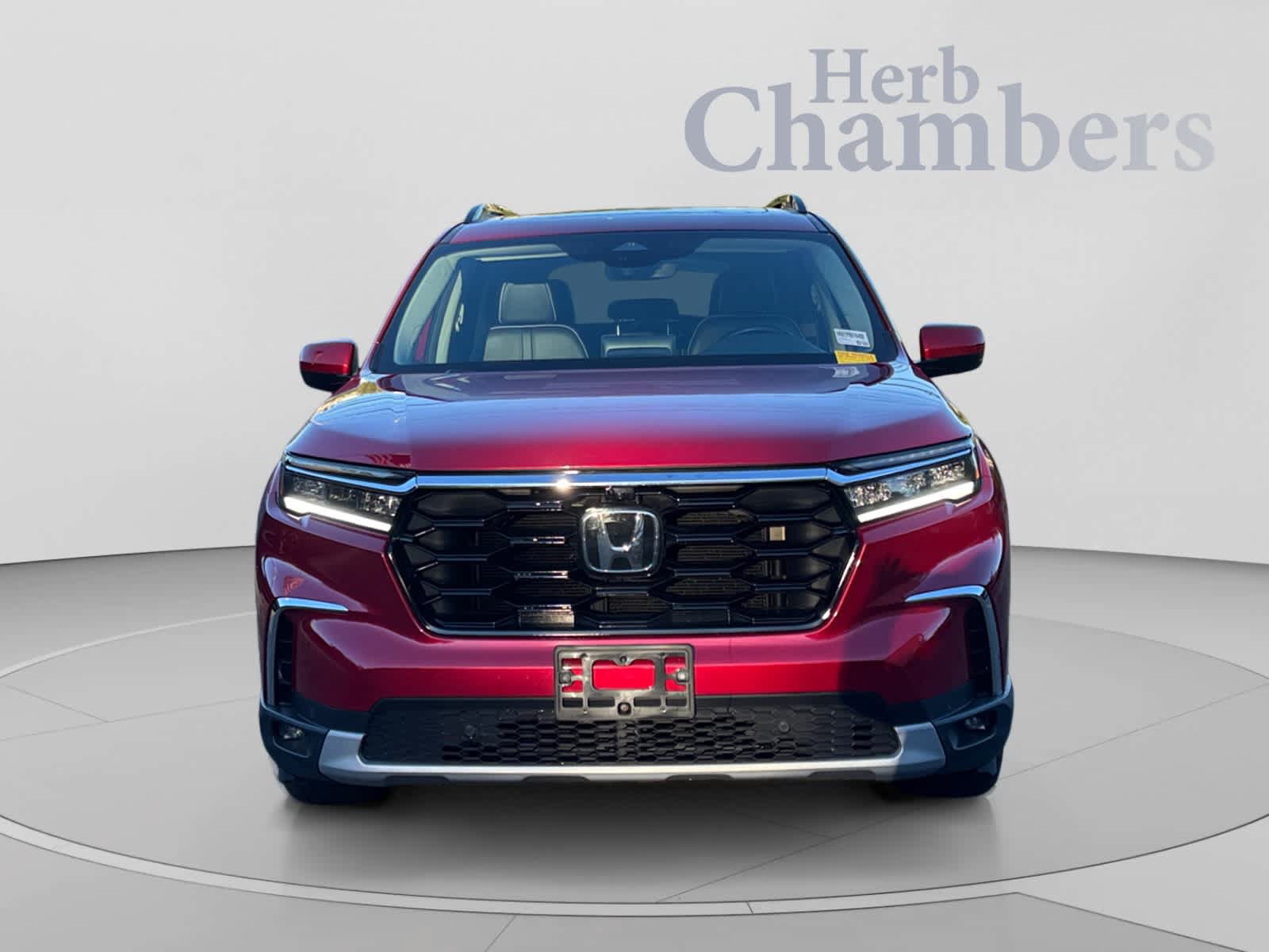 Used 2023 Honda Pilot Elite image 2