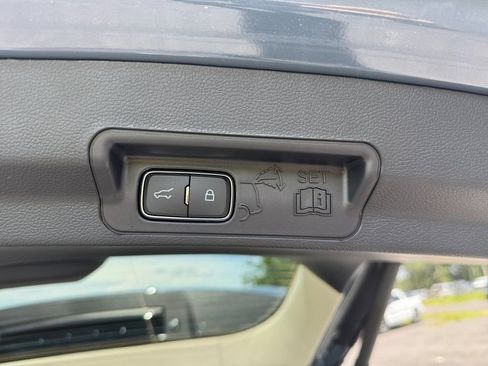 New 2026 Ford Explorer Active w/ Active Comfort Package RWD image 32