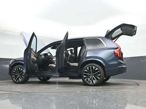 New 2026 Volvo XC90 B6 Plus w/ Protection Package Premier AWD/4WD image 58