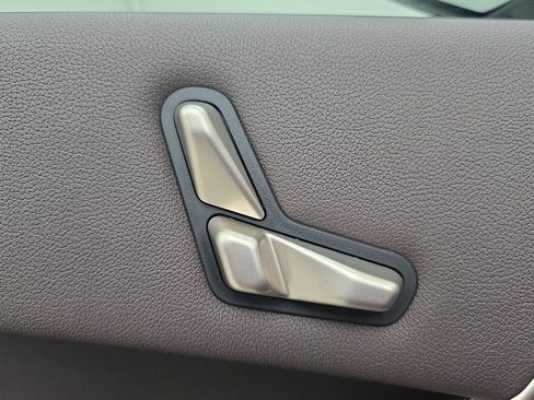 Used 2025 BMW iX xDrive50 image 13