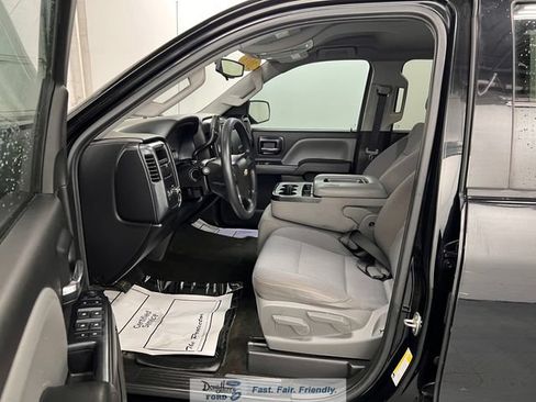 Used 2018 Chevrolet Silverado 1500 Custom w/ Custom Value Package RWD image 27