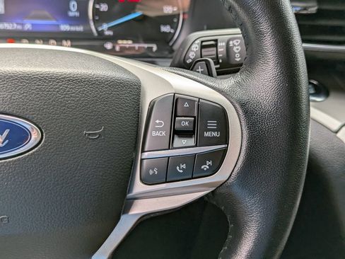 Used 2021 Ford Explorer XLT w/ Equipment Group 202A AWD/4WD image 30