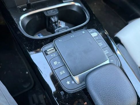 Used 2021 Mercedes-Benz CLA 250 4MATIC image 18