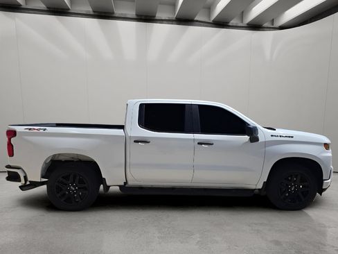 Used 2022 Chevrolet Silverado 1500 Custom w/ Rally Edition AWD/4WD image 6